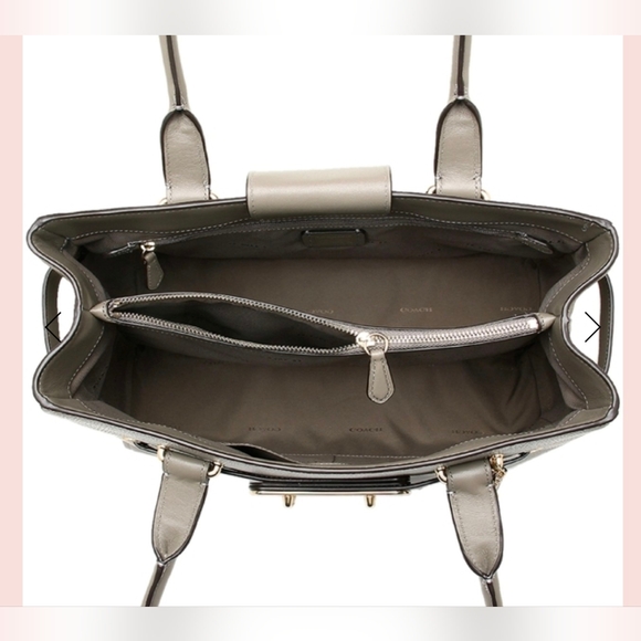 Coach Swagger - Picture 3 of 16